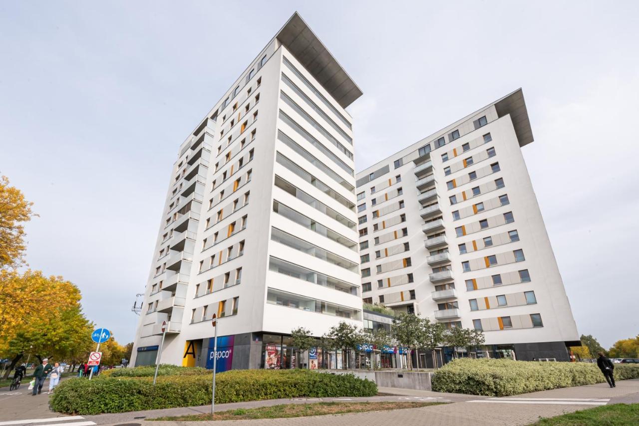 Metro Imielin 13Th Floor Apartment ワルシャワ エクステリア 写真