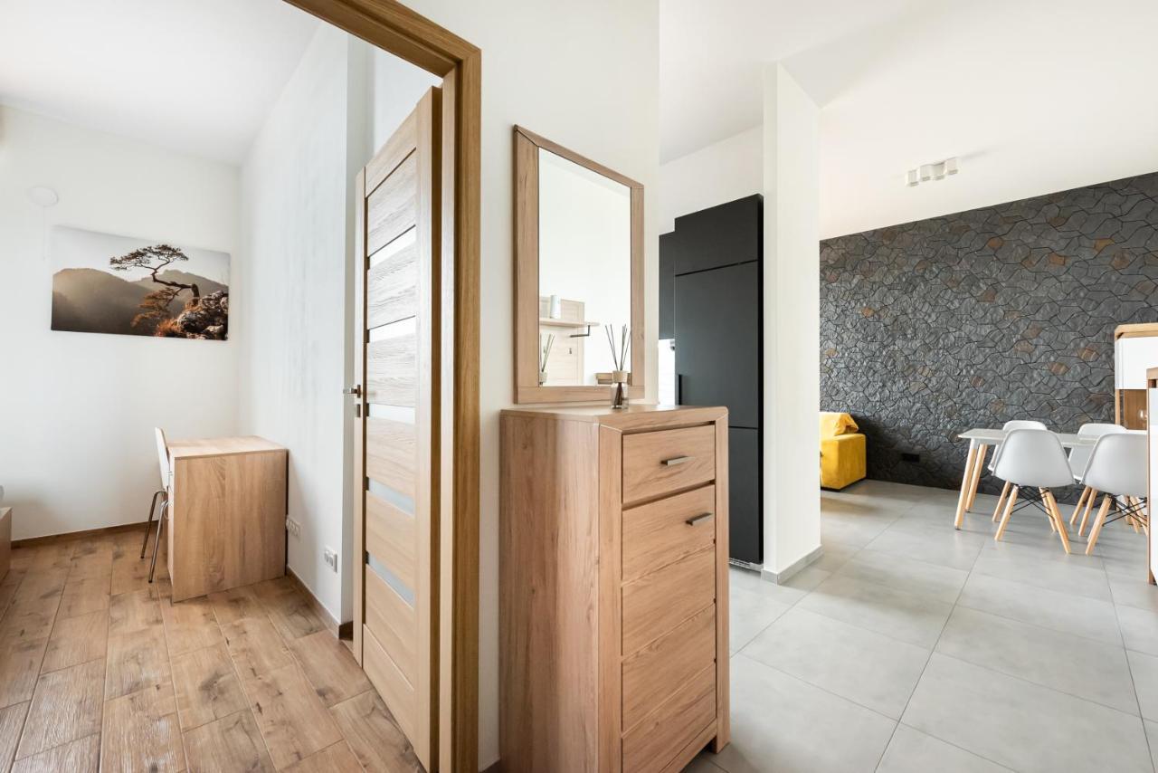 Metro Imielin 13Th Floor Apartment ワルシャワ エクステリア 写真