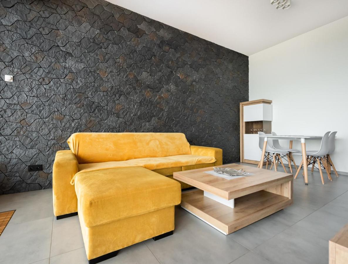Metro Imielin 13Th Floor Apartment ワルシャワ エクステリア 写真