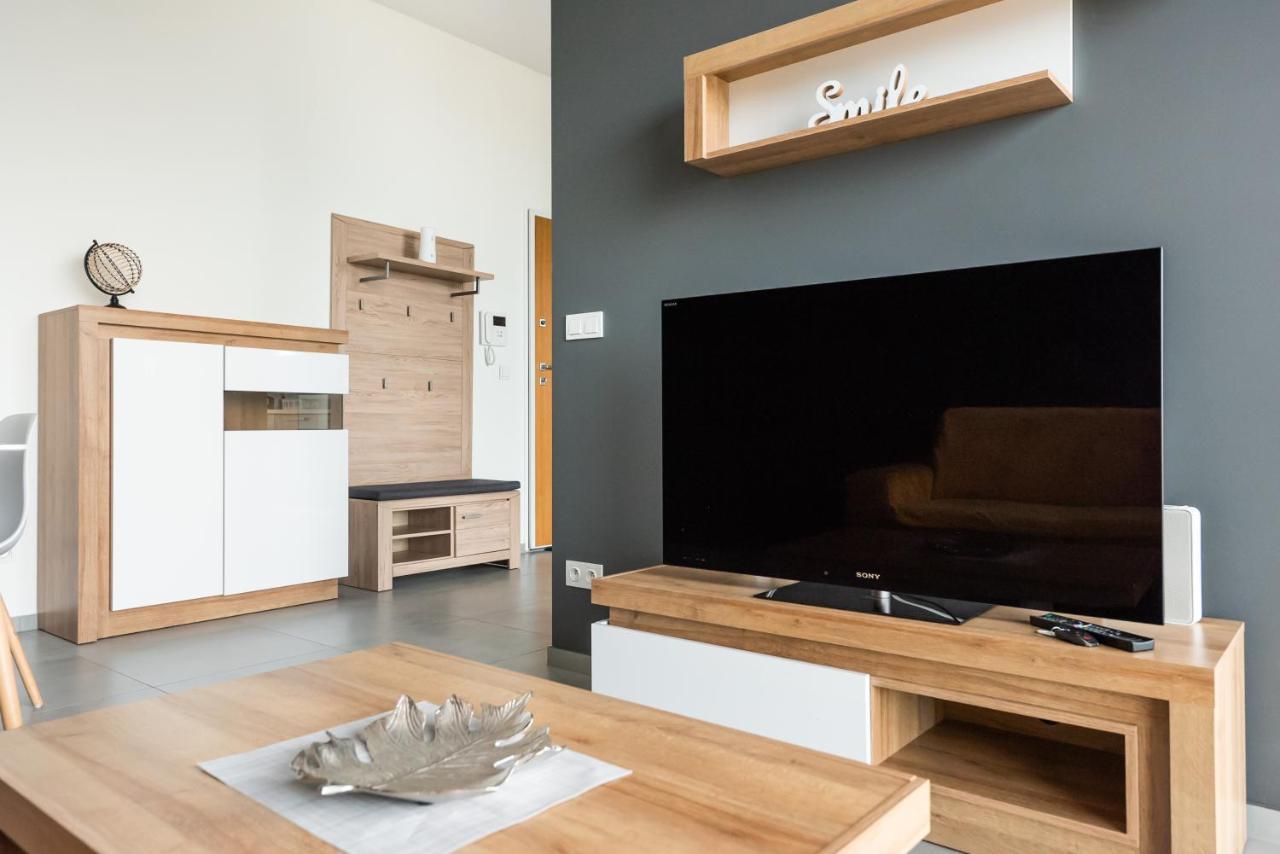 Metro Imielin 13Th Floor Apartment ワルシャワ エクステリア 写真